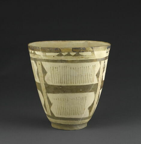 vase, image 3/5