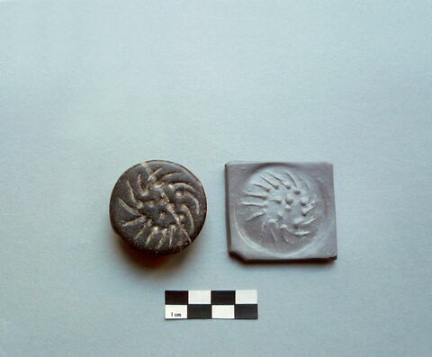 cachet, image 2/2