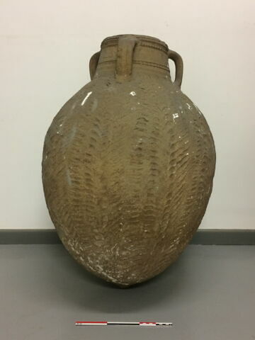 vase, image 2/5