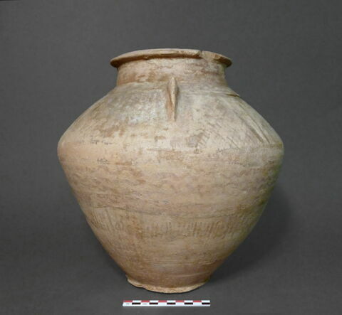 vase, image 2/2