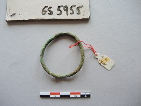 anneau ; bracelet