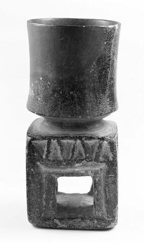 vase, image 5/5