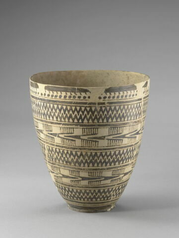 vase, image 5/5