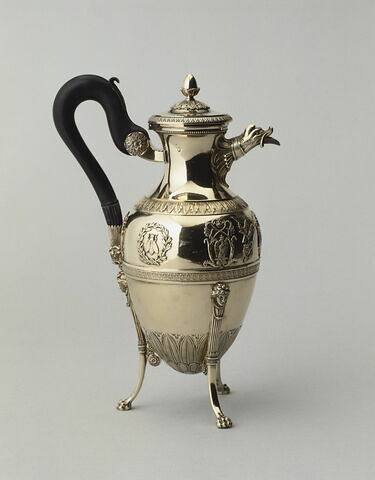 Cafetière de huit tasses du service à thé de Napoléon Ier et de Marie-Louise, image 4/4