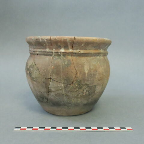 pot ; pot à graisse