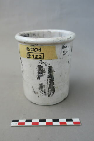 pot, image 2/5