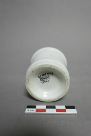 pot à onguent, image 2/2