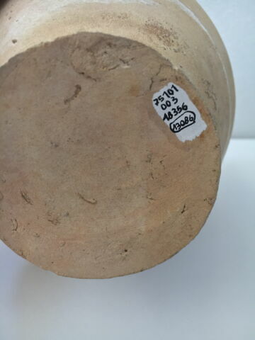 oule, image 2/2