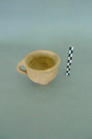 pot, image 3/3