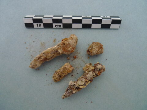 clou, image 2/3