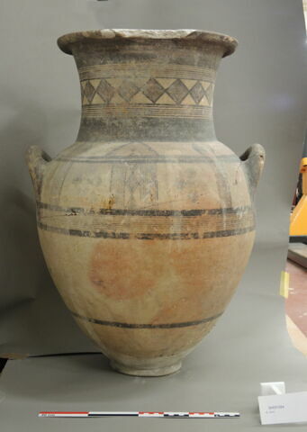 vase, image 3/11