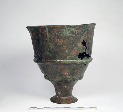 vase, image 2/2