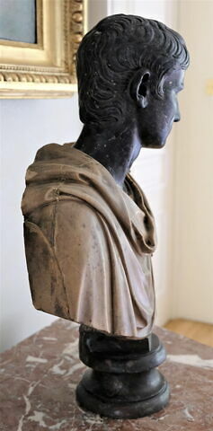 statue en buste, image 3/4