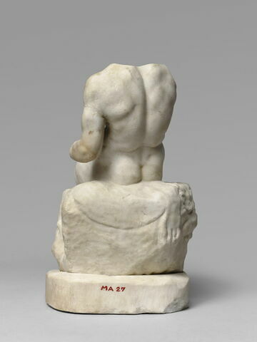 statuette, image 4/7