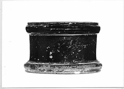 pyxis, image 3/3