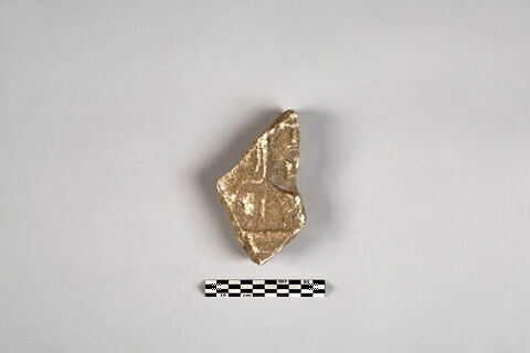 Stèle votive à Saturne (fragment), image 2/2