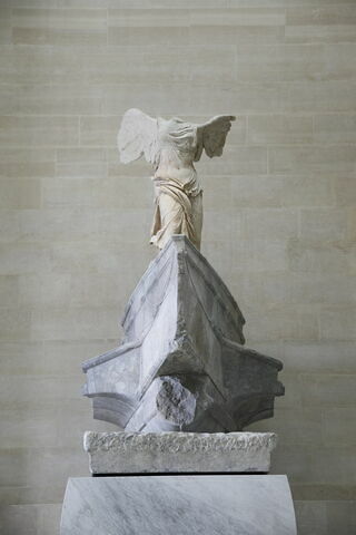 Victoire de Samothrace, image 9/58