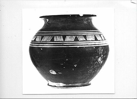 pyxis, image 2/2