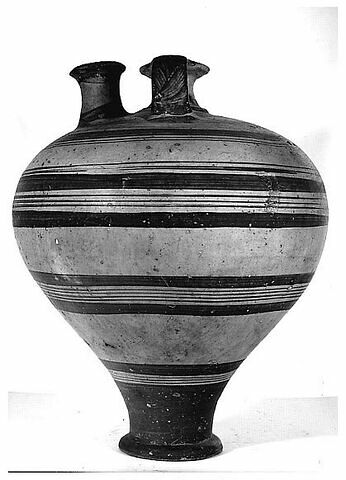 vase à étrier, image 5/6