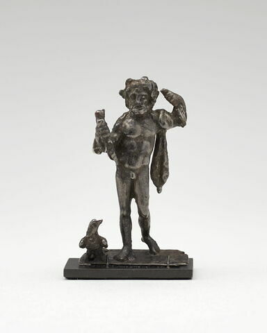 statuette