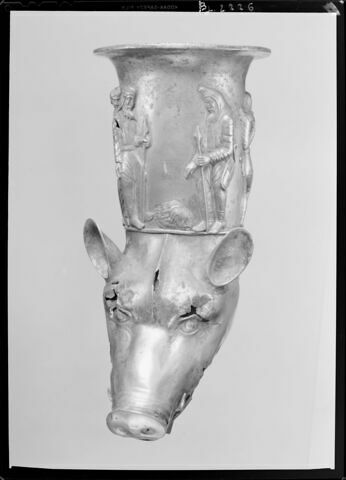 rhyton, image 12/13