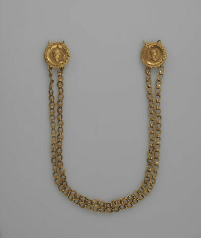 collier