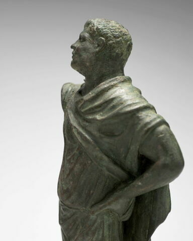 statuette, image 6/9