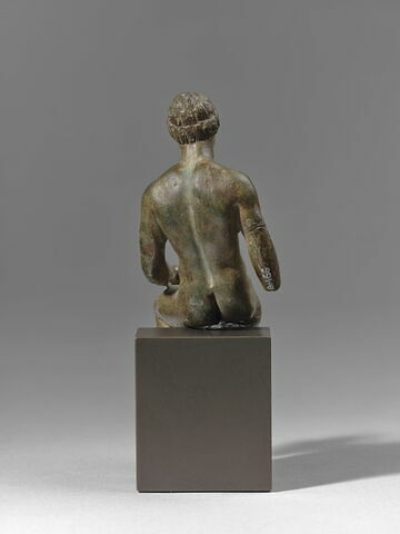 statuette, image 2/4