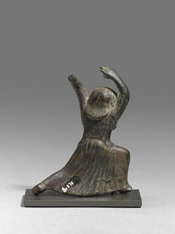 statuette, image 2/2