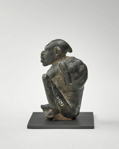 statuette, image 7/7