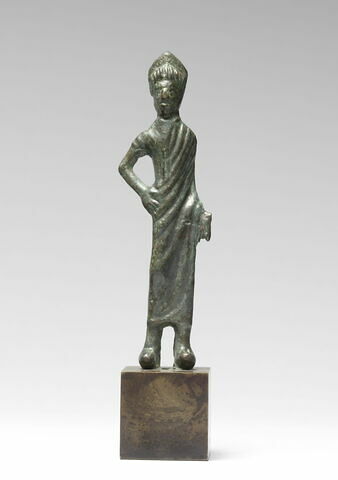 statuette