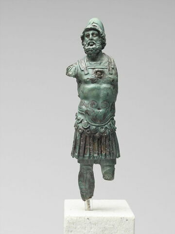 statuette