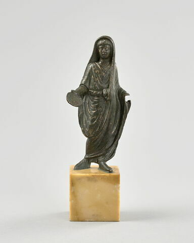 statuette