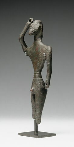 statuette ; anse de trépied, image 2/2