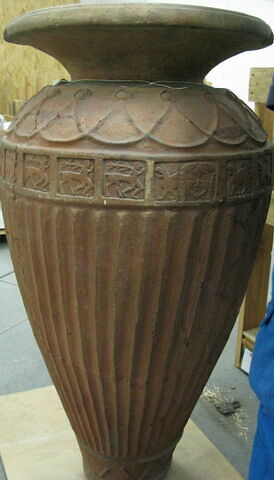 pithos, image 2/3