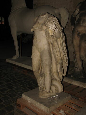 Tirage d’une statue de Néréide, image 4/7