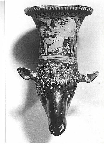 rhyton, image 2/2