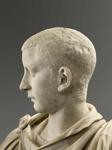 statue en buste, image 3/7