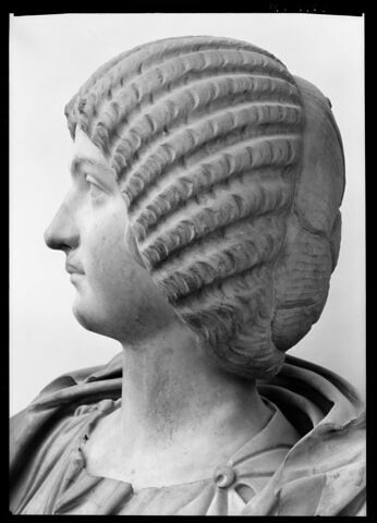 statue en buste, image 7/9