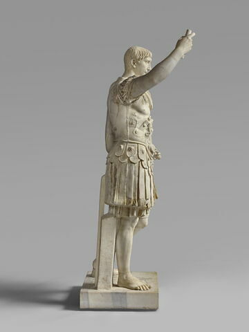 Trajan cuirassé, image 4/11