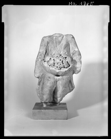 statuette, image 5/5