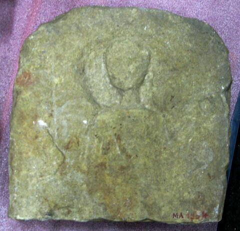 Stèle votive à Saturne (fragment), image 2/2