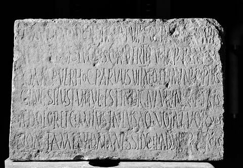 inscription, image 2/2