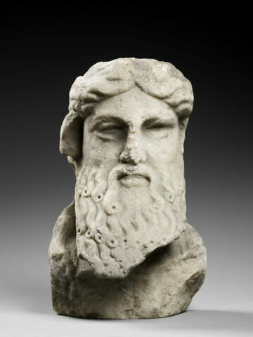 statuette, image 2/4