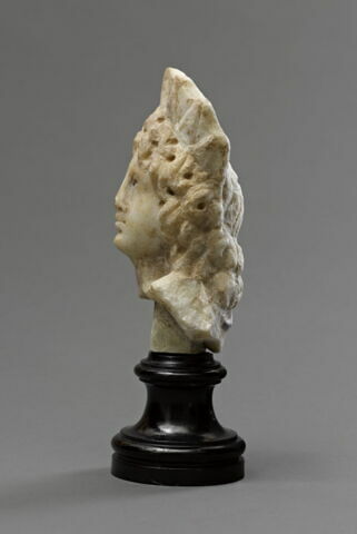 statuette, image 3/8