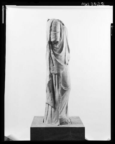 statue, image 12/21