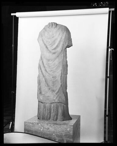 statue, image 13/21