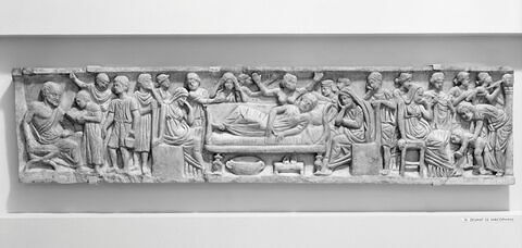 Sarcophage d'enfant