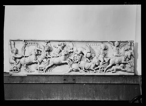 Sarcophage d'enfant