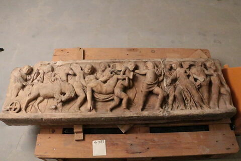 Sarcophage d'enfant, image 2/3